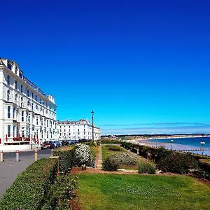 The London Seafront Guest house